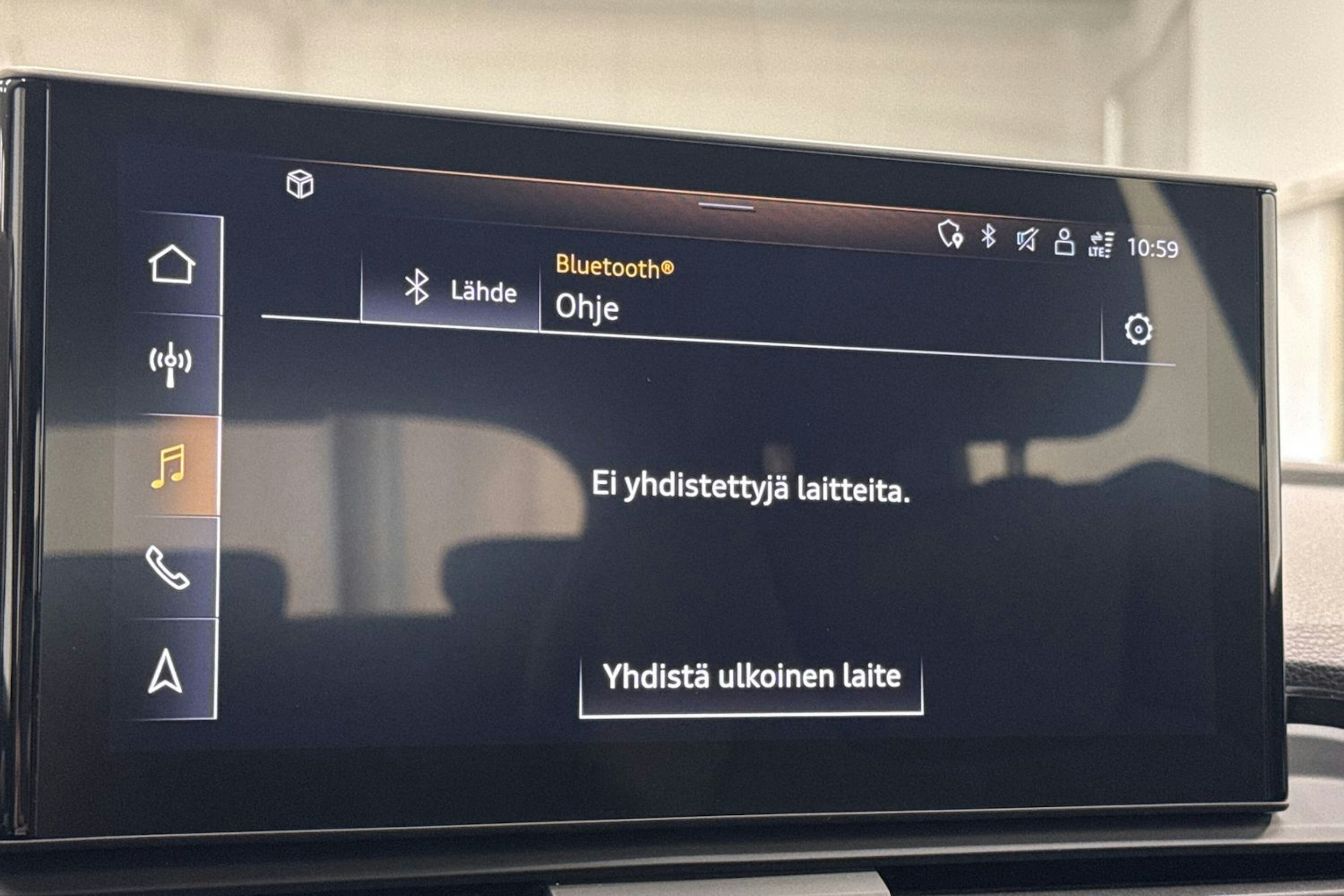 Sininen Audi Q5 2021 kuva 26.