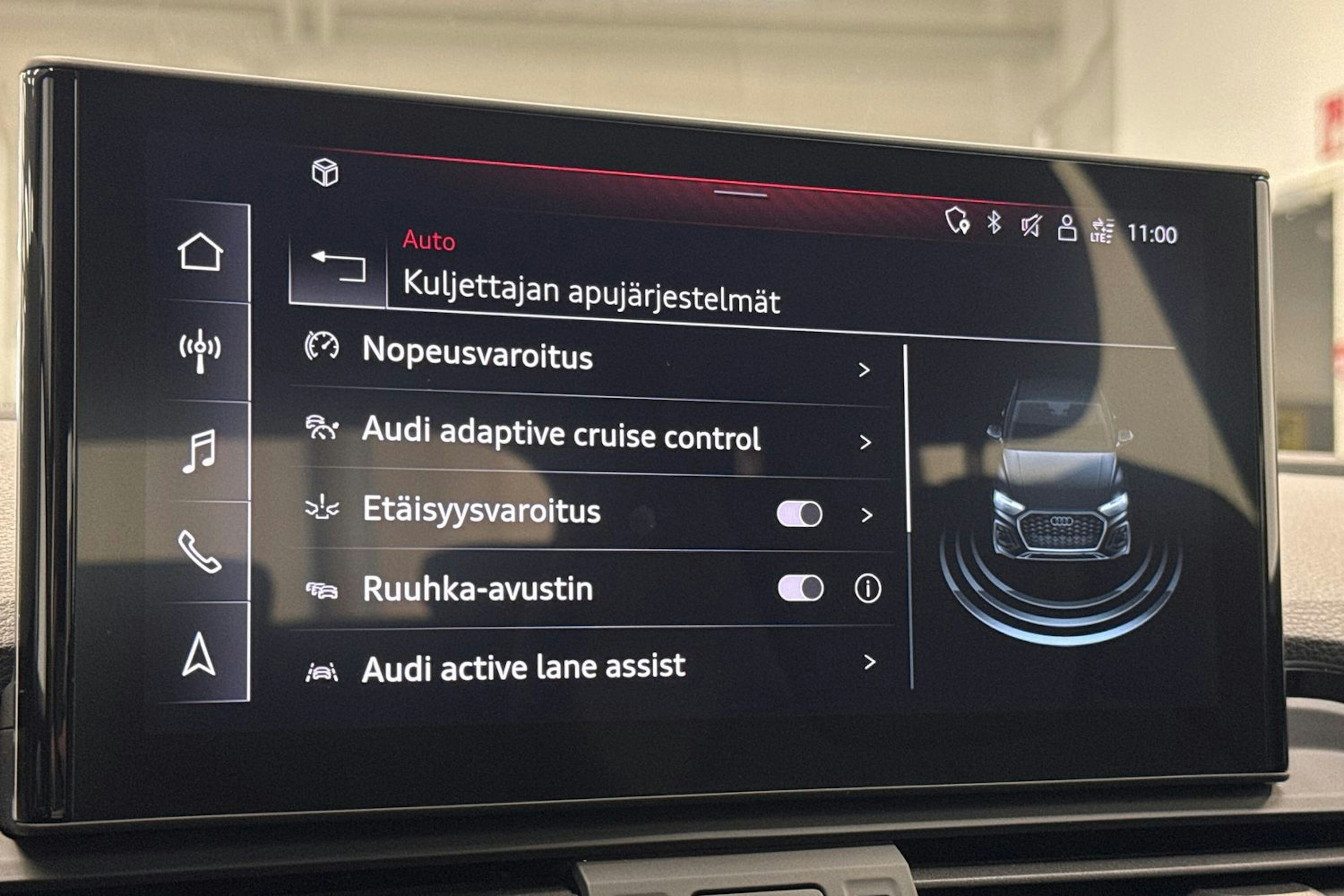Sininen Audi Q5 2021 kuva 31.