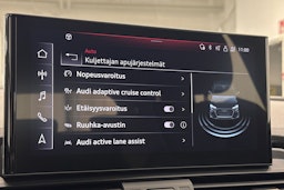 Sininen Audi Q5 2021 kuva 31.