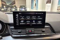 harmaa Audi Q5 2021 kuva 23.