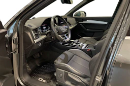 harmaa Audi Q5 2021 kuva 7.