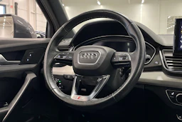 harmaa Audi Q5 2021 kuva 12.