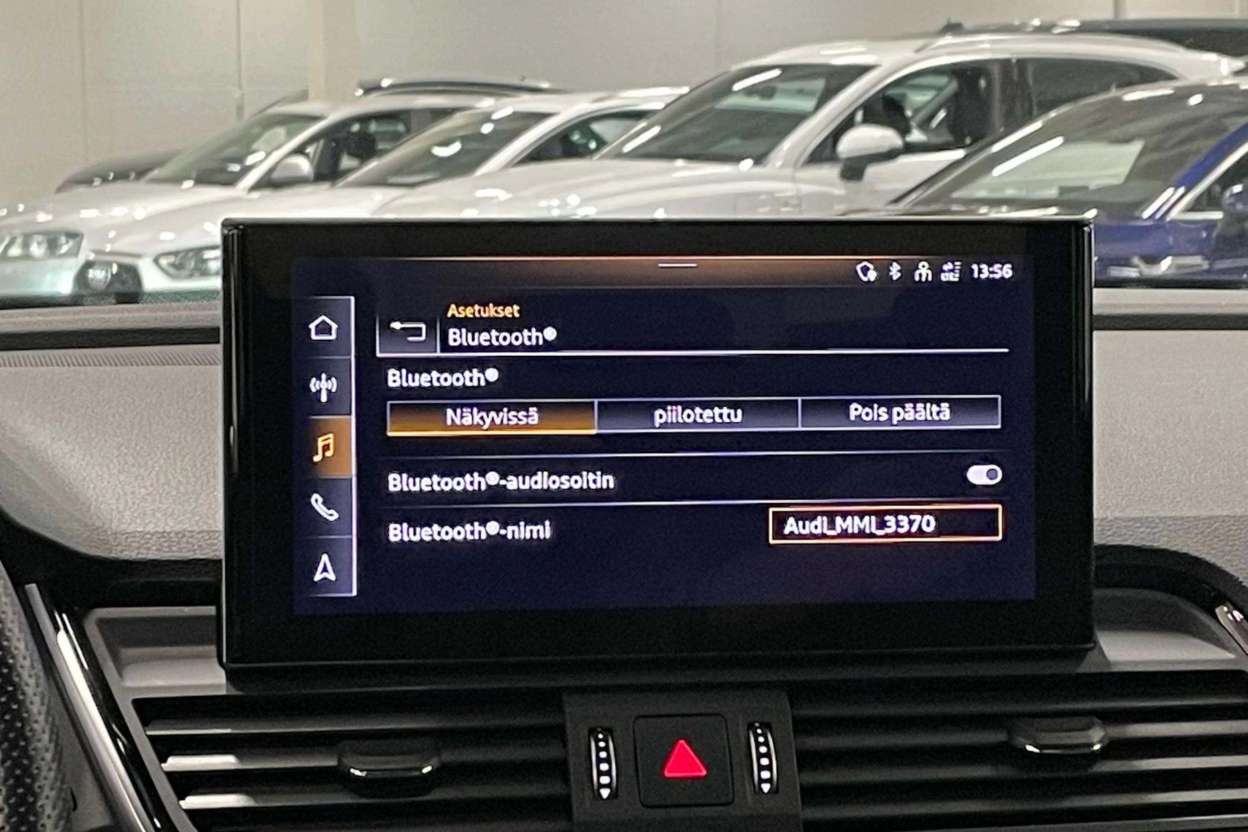 harmaa Audi Q5 2021 kuva 23.