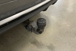 harmaa Audi Q5 2021 kuva 38.