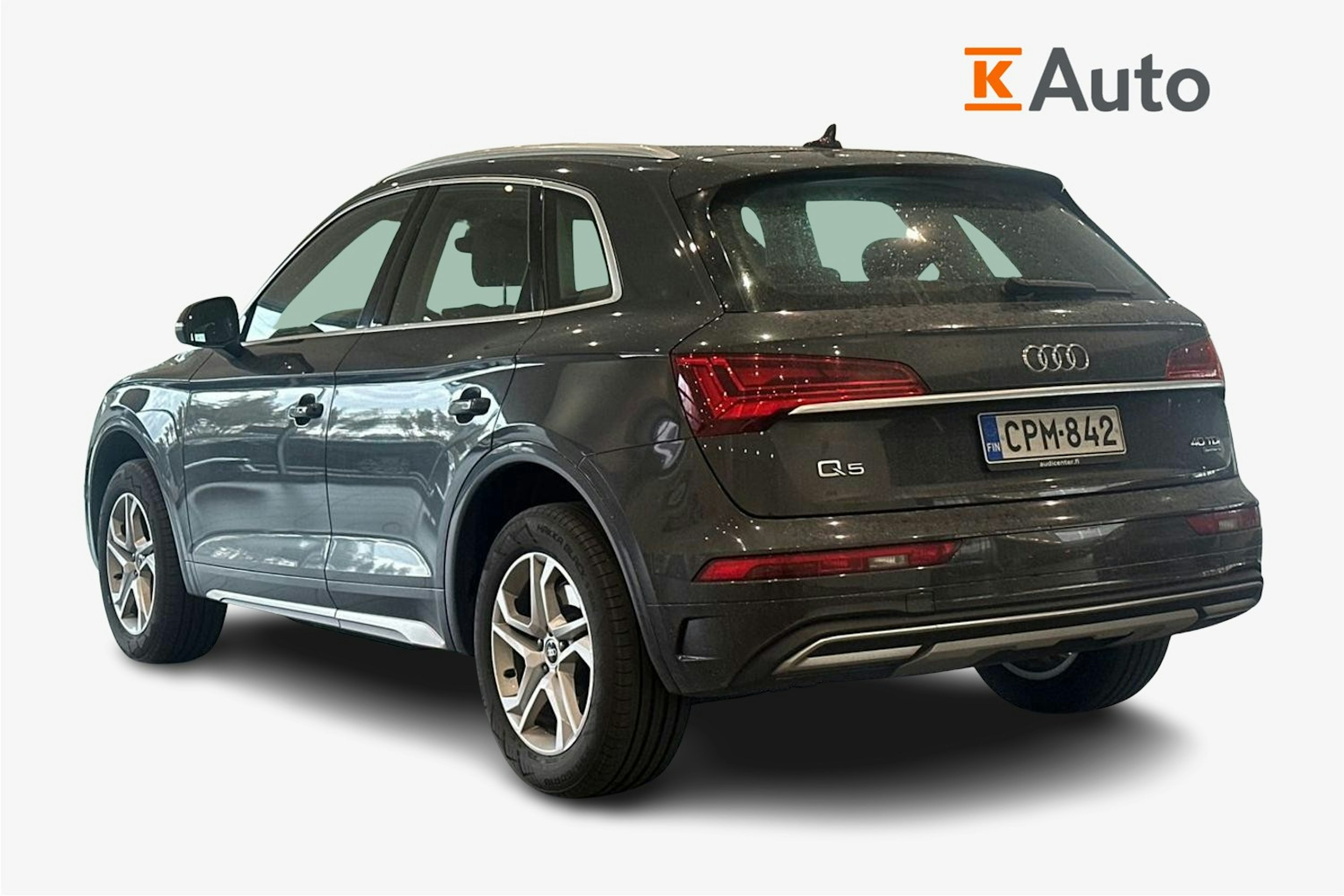 harmaa Audi Q5 2021 kuva 2.