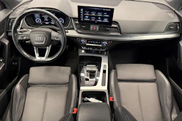Hopea Audi Q5 2021 kuva 7.
