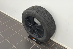 Hopea Audi Q5 2021 kuva 10.