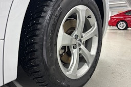 met. valkoinen Audi Q5 2021 kuva 13.