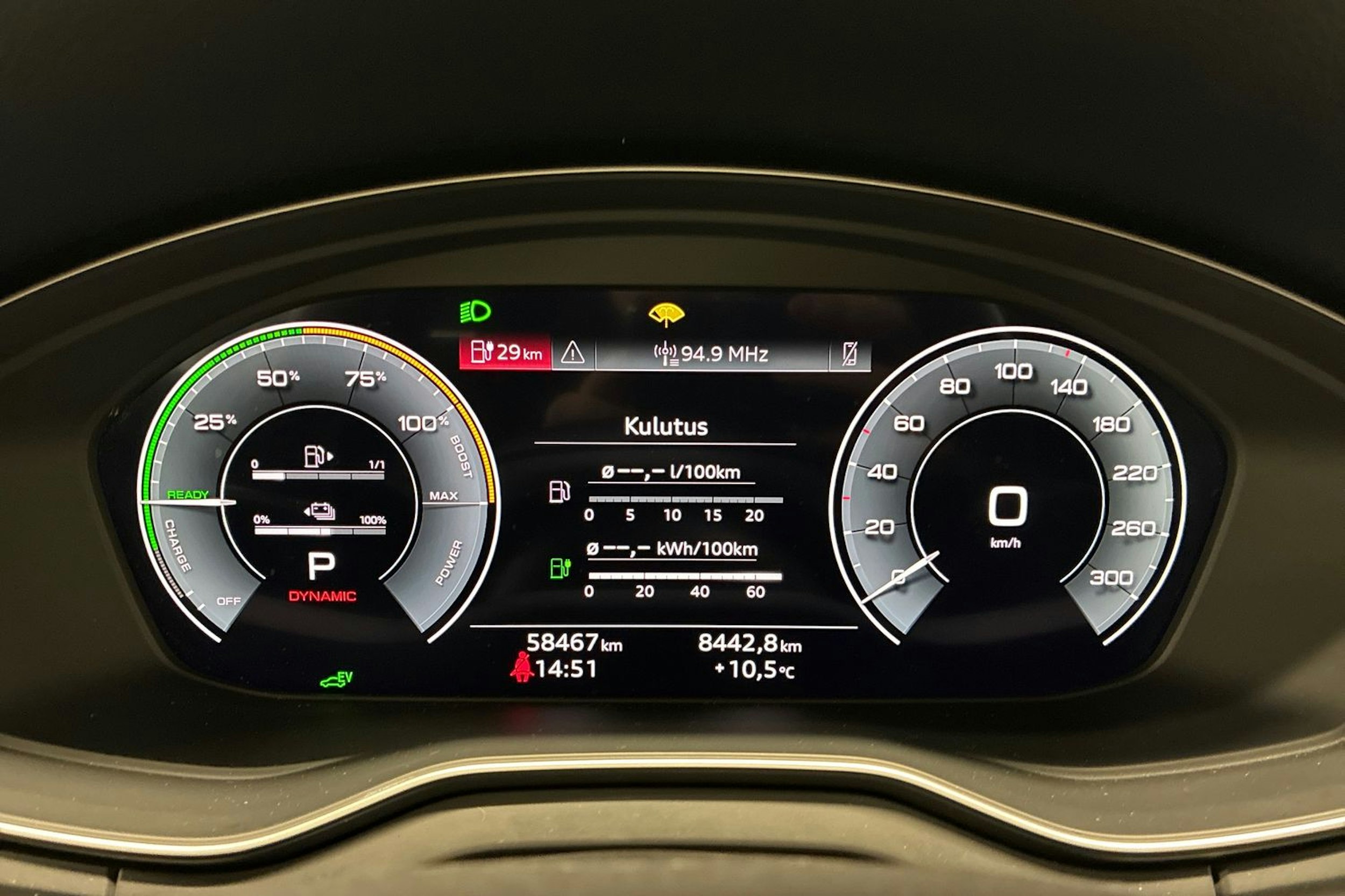 met. valkoinen Audi Q5 2021 kuva 15.