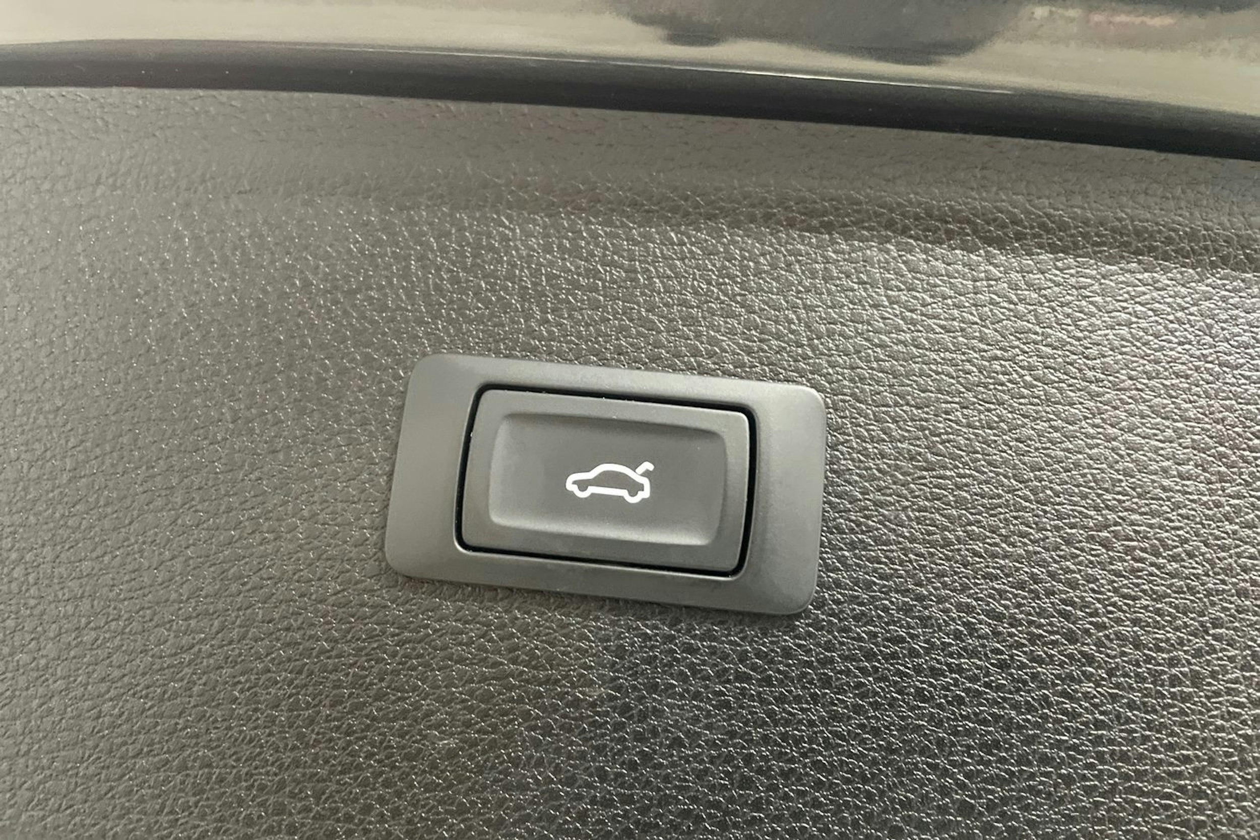 met. harmaa Audi Q5 2021 kuva 17.