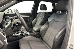met. valkoinen Audi Q5 2021 kuva 7.