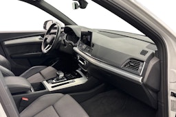 met. valkoinen Audi Q5 2021 kuva 8.