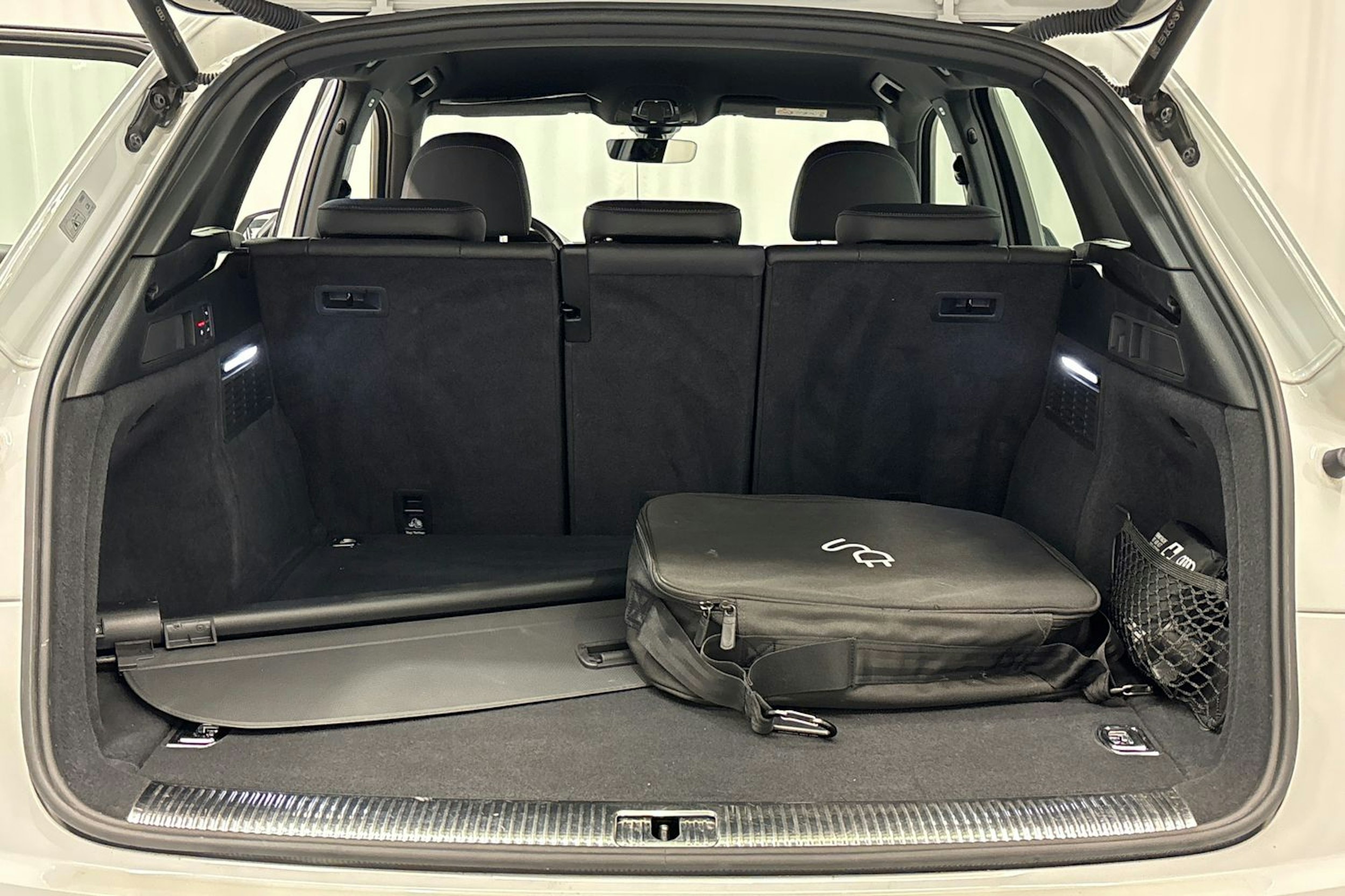 met. valkoinen Audi Q5 2021 kuva 11.