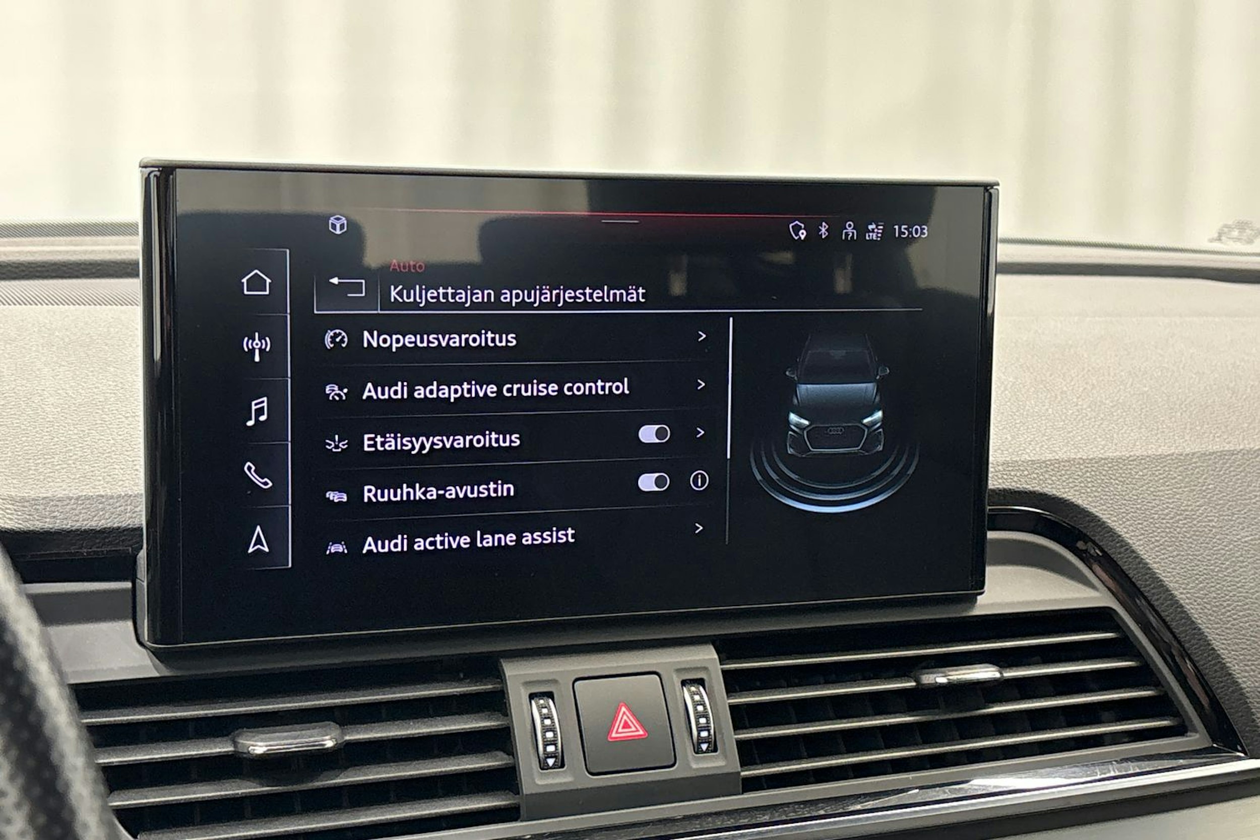 met. valkoinen Audi Q5 2021 kuva 22.