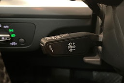 musta Audi Q5 2021 kuva 17.