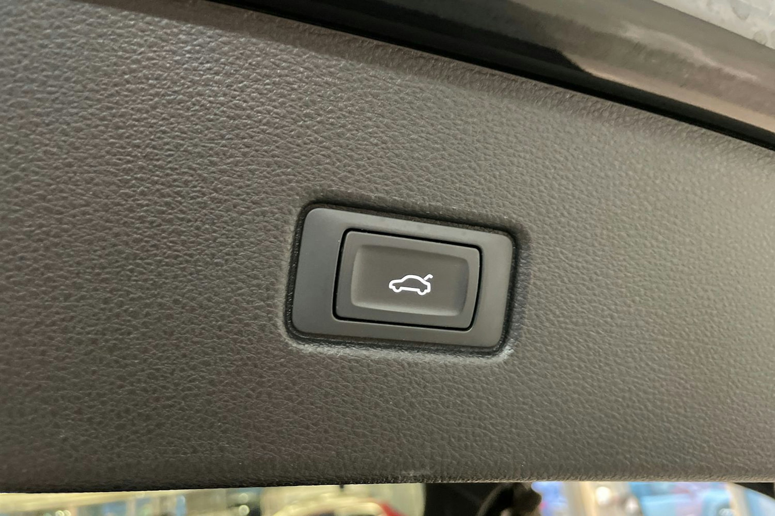 musta Audi Q5 2021 kuva 25.