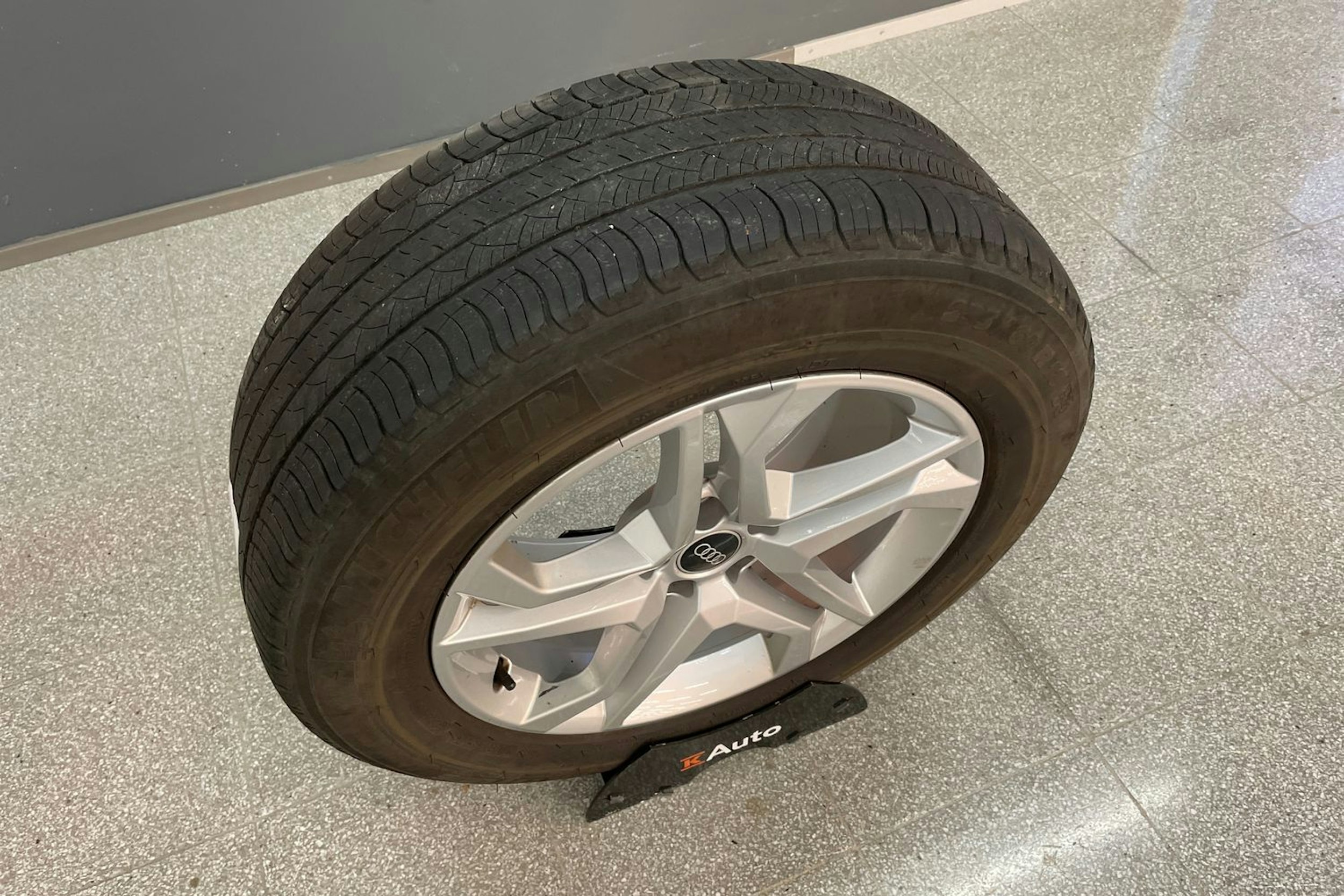 musta Audi Q5 2021 kuva 27.