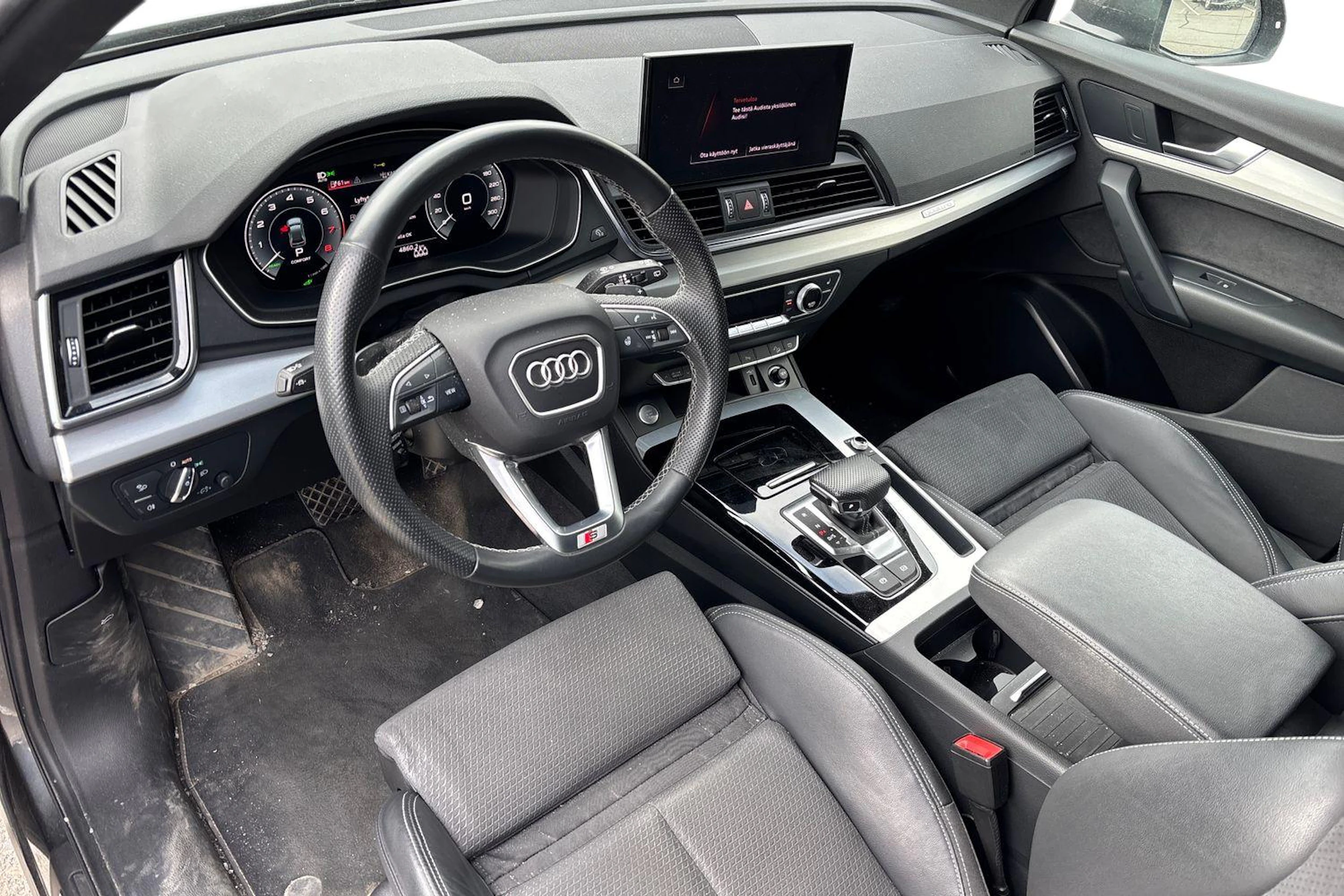 met. harmaa Audi Q5 2021 kuva 3.