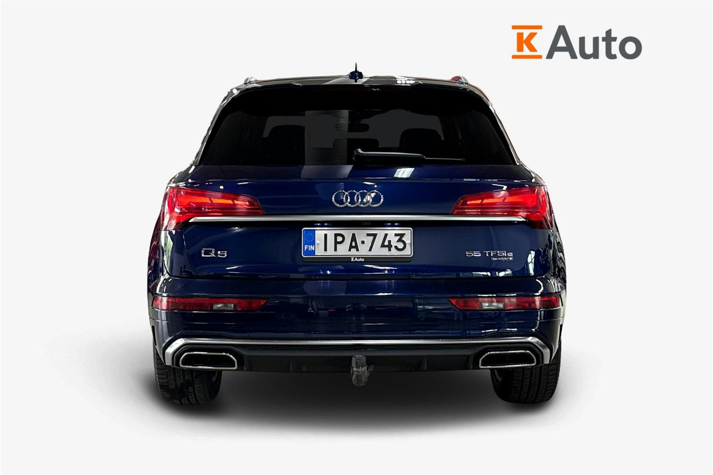 Sininen Audi Q5 2021 kuva 14.