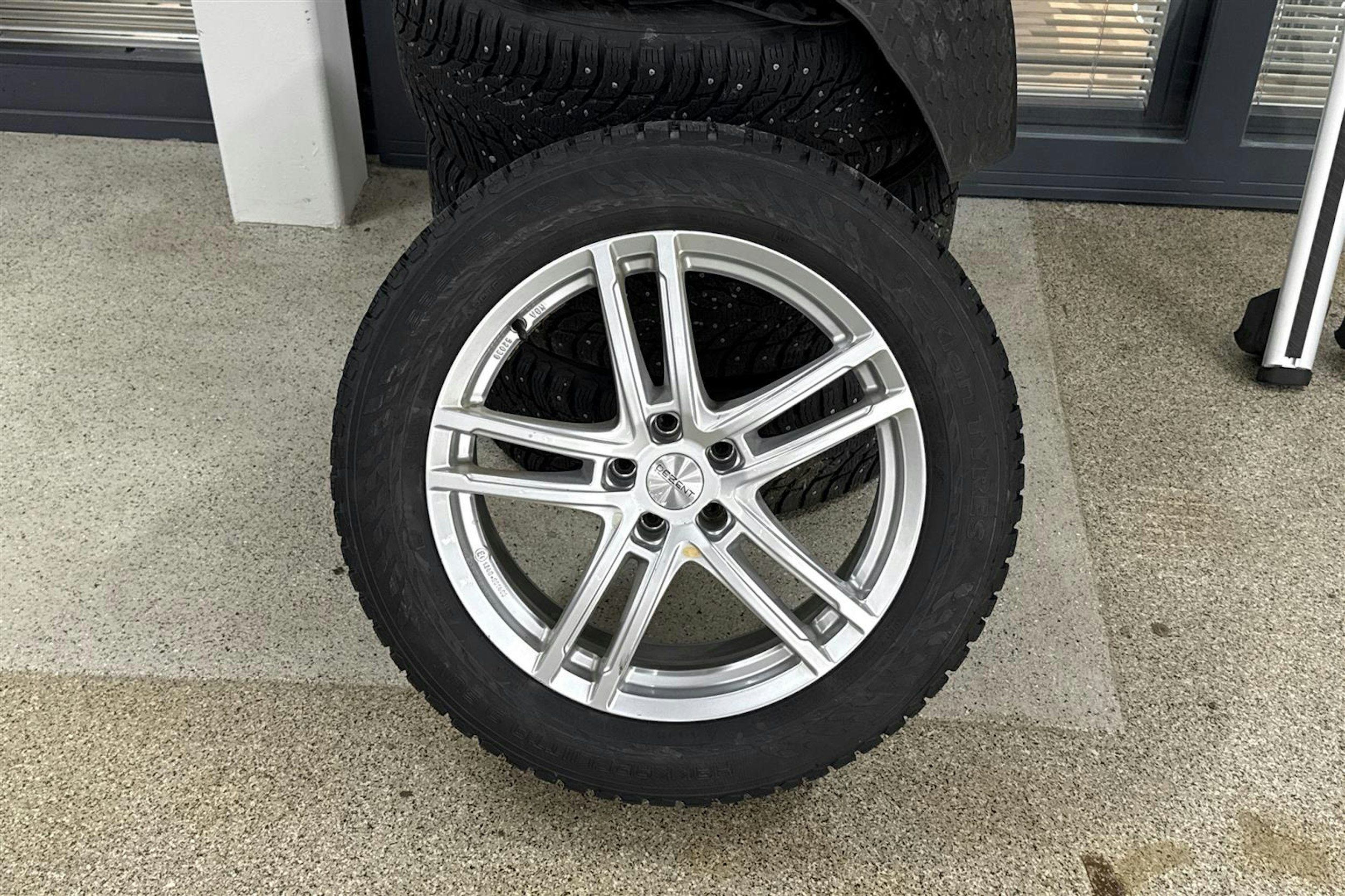 Sininen Audi Q5 2021 kuva 24.