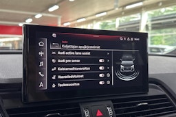 Sininen Audi Q5 2021 kuva 31.