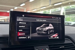 Sininen Audi Q5 2021 kuva 33.