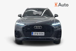 harmaa Audi Q5 2021 kuva 4.