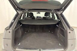 harmaa Audi Q5 2021 kuva 11.