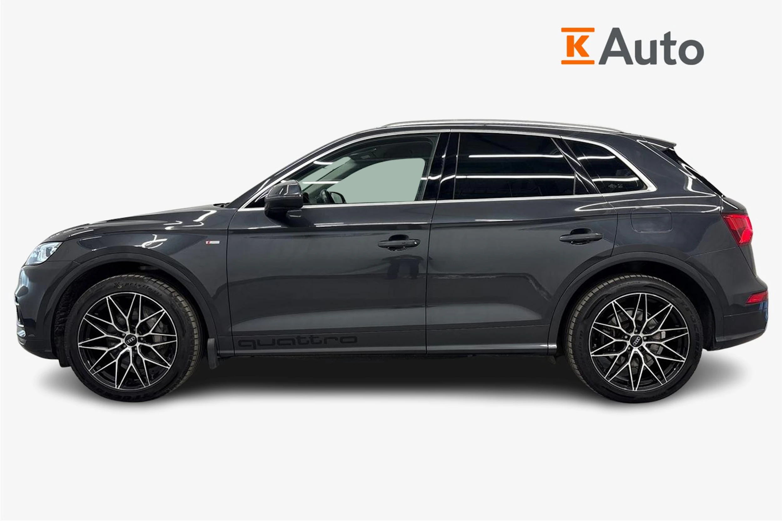 met. harmaa Audi Q5 2021 kuva 5.