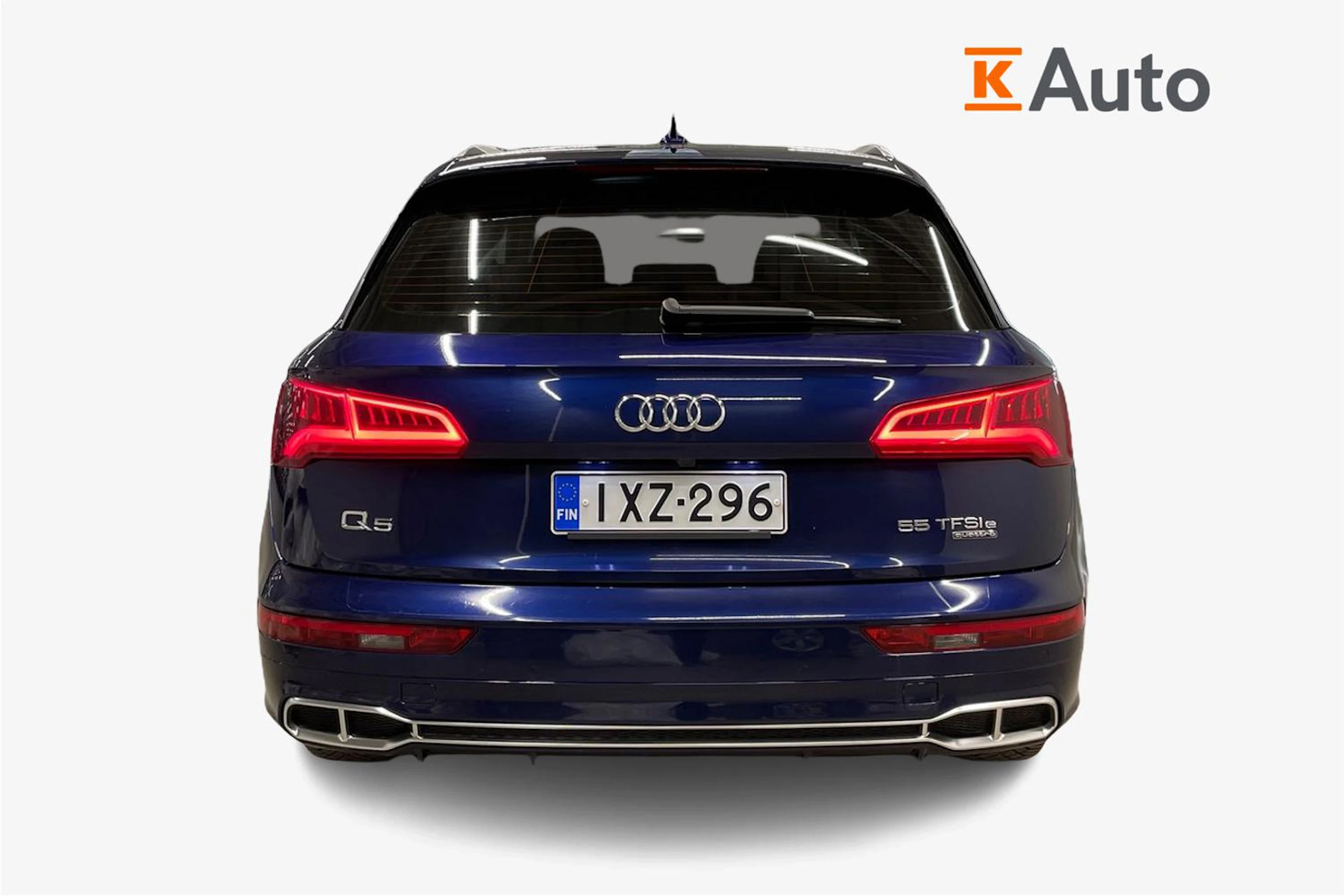 sininen Audi Q5 2021 kuva 4.