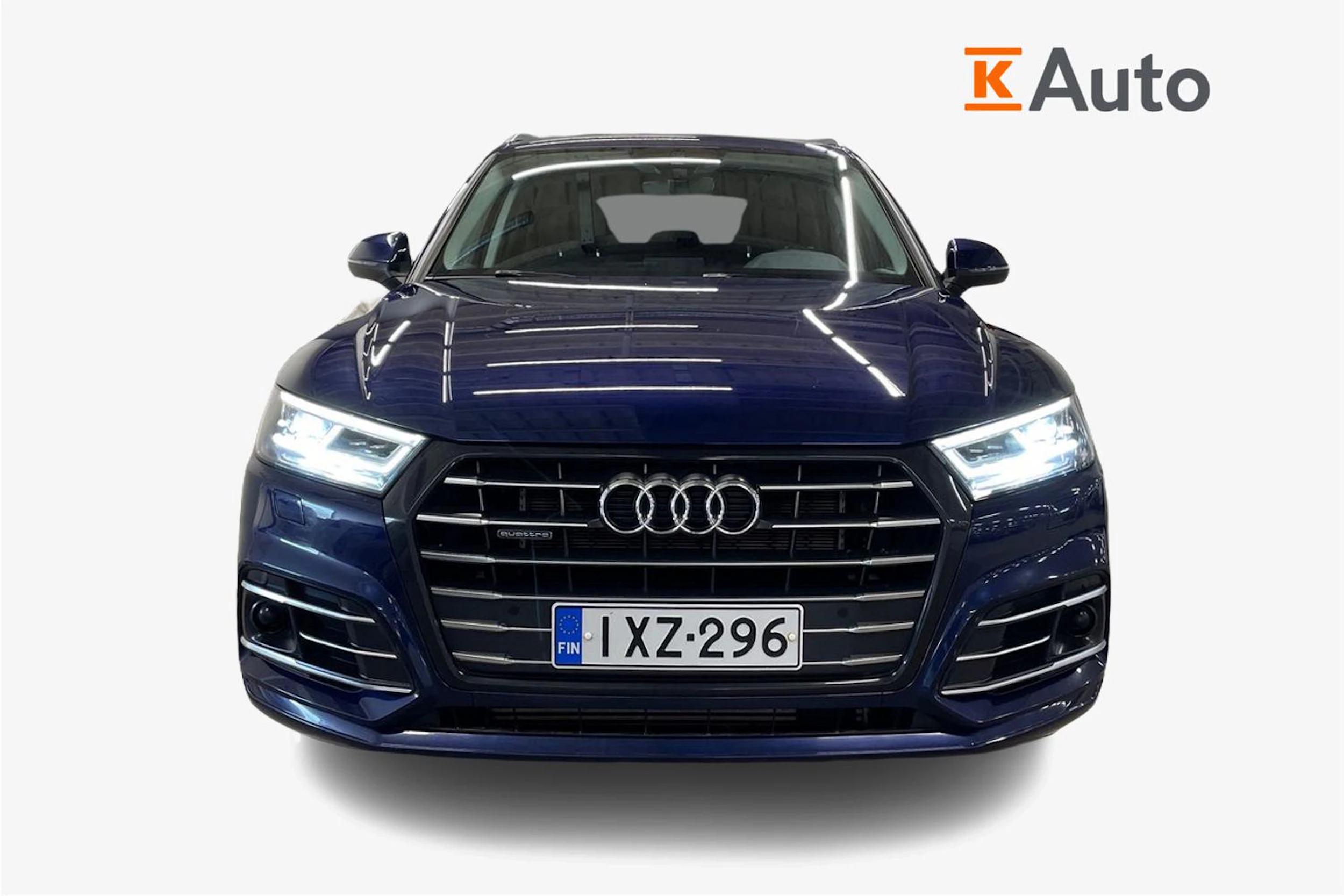 sininen Audi Q5 2021 kuva 5.