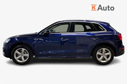 sininen Audi Q5 2021 kuva 7.