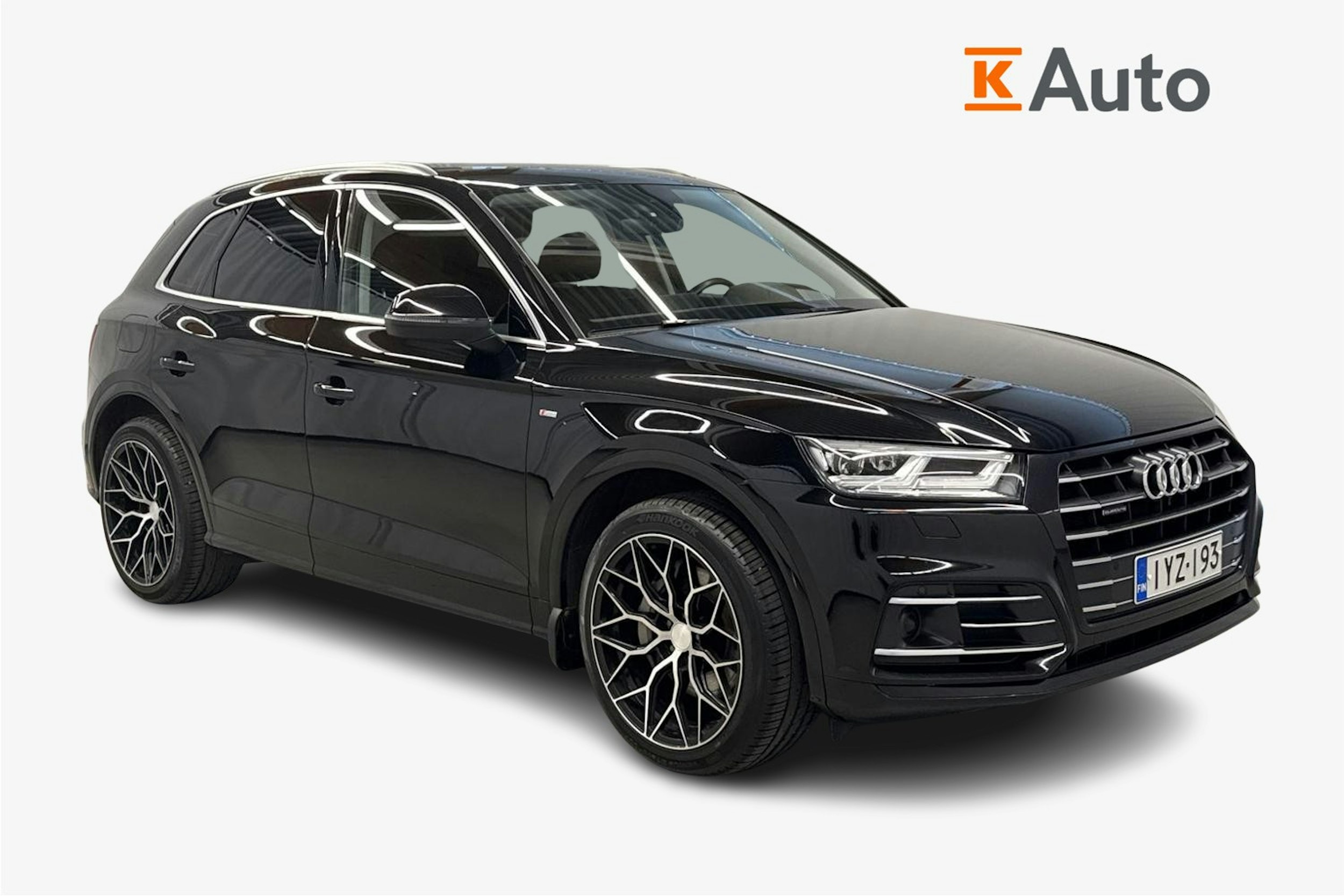 met. musta Audi Q5 2021 kuva 1.