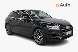 met. musta Audi Q5 2021 kuva 1.