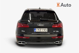 met. musta Audi Q5 2021 kuva 3.