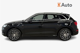 met. musta Audi Q5 2021 kuva 6.