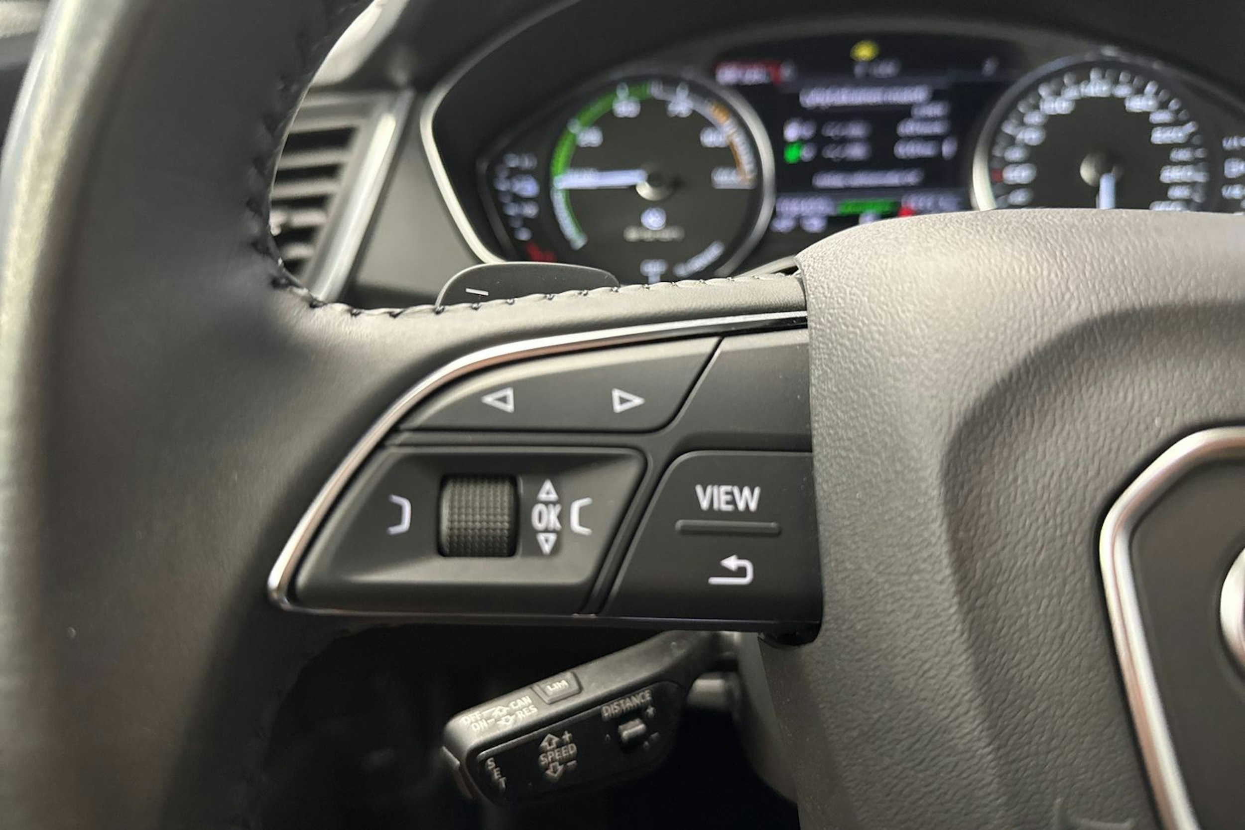 met. musta Audi Q5 2021 kuva 19.