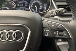 met. musta Audi Q5 2021 kuva 20.