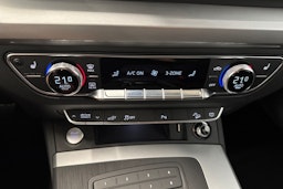 met. musta Audi Q5 2021 kuva 21.