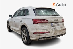 valkoinen Audi Q5 2021 kuva 2.