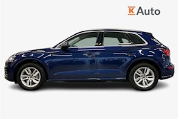 sininen Audi Q5 2021 kuva 6.