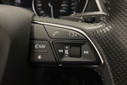 Valkoinen Audi Q5 2020 kuva 14.