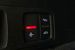 Valkoinen Audi Q5 2020 kuva 21.