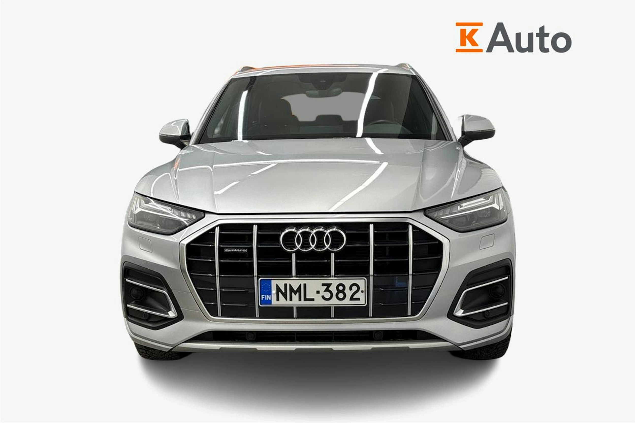met. hopea Audi Q5 2021 kuva 5.