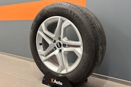 met. hopea Audi Q5 2021 kuva 13.