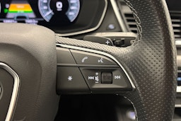 met. hopea Audi Q5 2021 kuva 17.