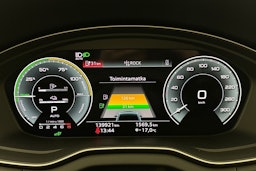 met. hopea Audi Q5 2021 kuva 19.