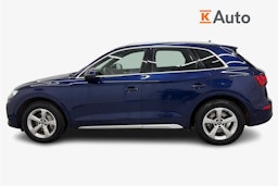 Sininen Audi Q5 2021 kuva 6.