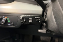 Sininen Audi Q5 2021 kuva 25.