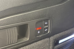 harmaa Audi Q5 2021 kuva 32.